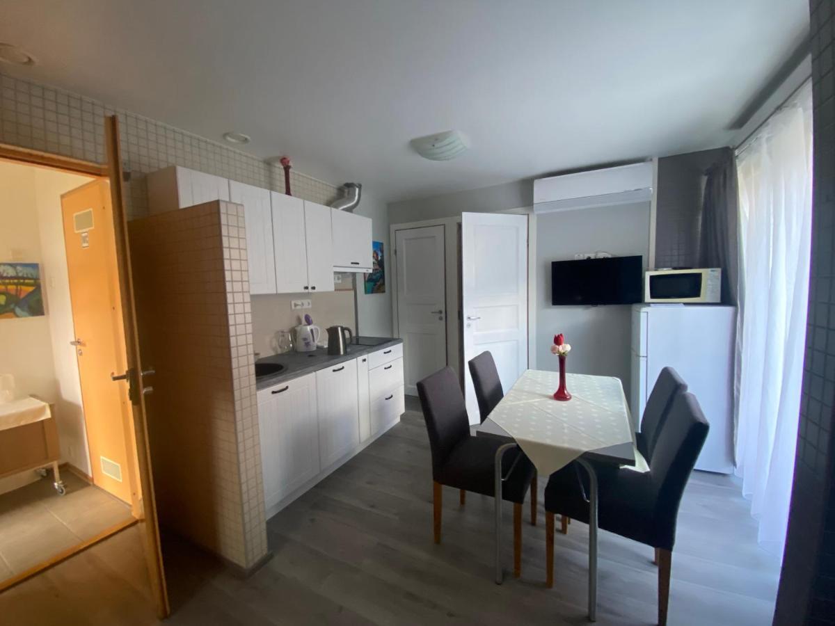 Villa Meri Apartments Пярну Екстериор снимка